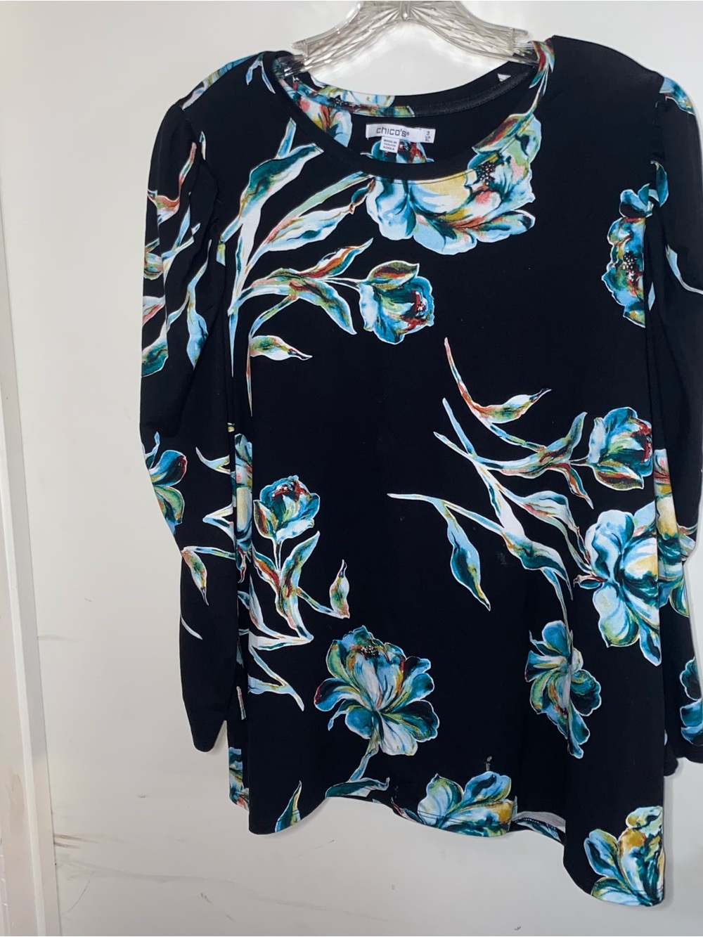 Chico's black stretch bold flower print 3/4 slv scoop neck pullover top 3 (XL)